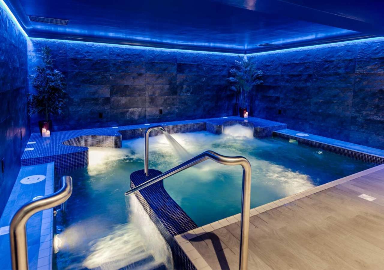 The Lodges At Kilkea Castle Bagian luar foto
